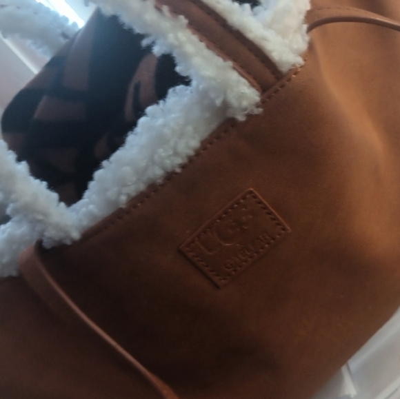 Telfar Brown Shearling Shopping Bag - Picture 3 of 6